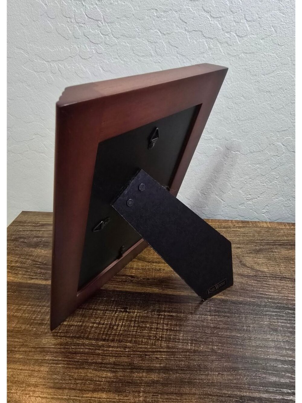 Rare Woods Cherry Wood 5x7 Picture Frame With Ribbed Edges - Picture 5 of 12